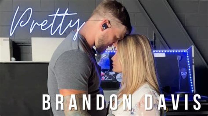 Brandon Davis Singer: Meet His Lovely Wife