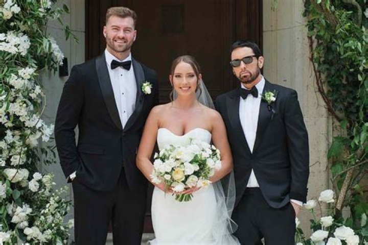 Unveiling The Relationship Status Of Eminem: Is He Married?