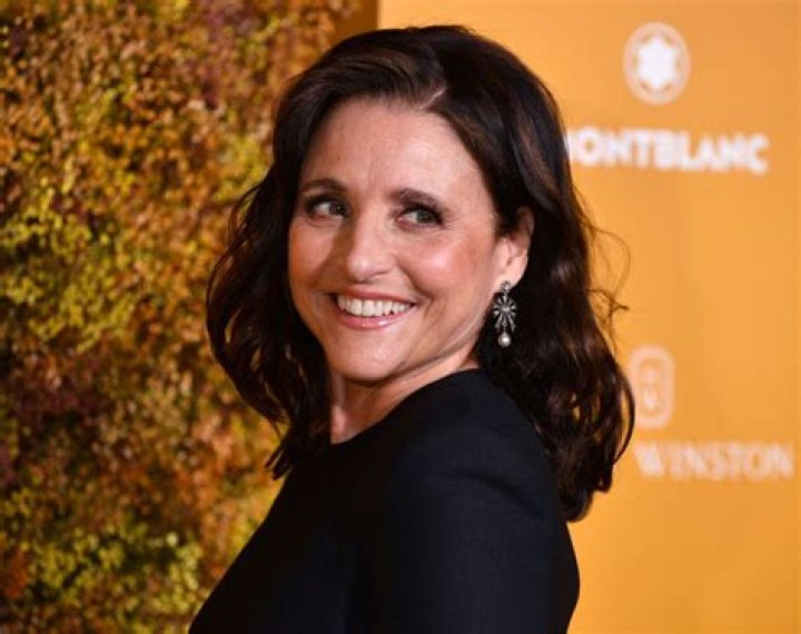 What's Julia Dreyfus' Height? Uncover The Answer Here